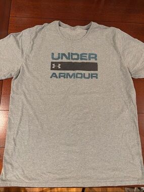 Under Armour Gray Short-Sleeve Logo Tee with Blue Accents XXL